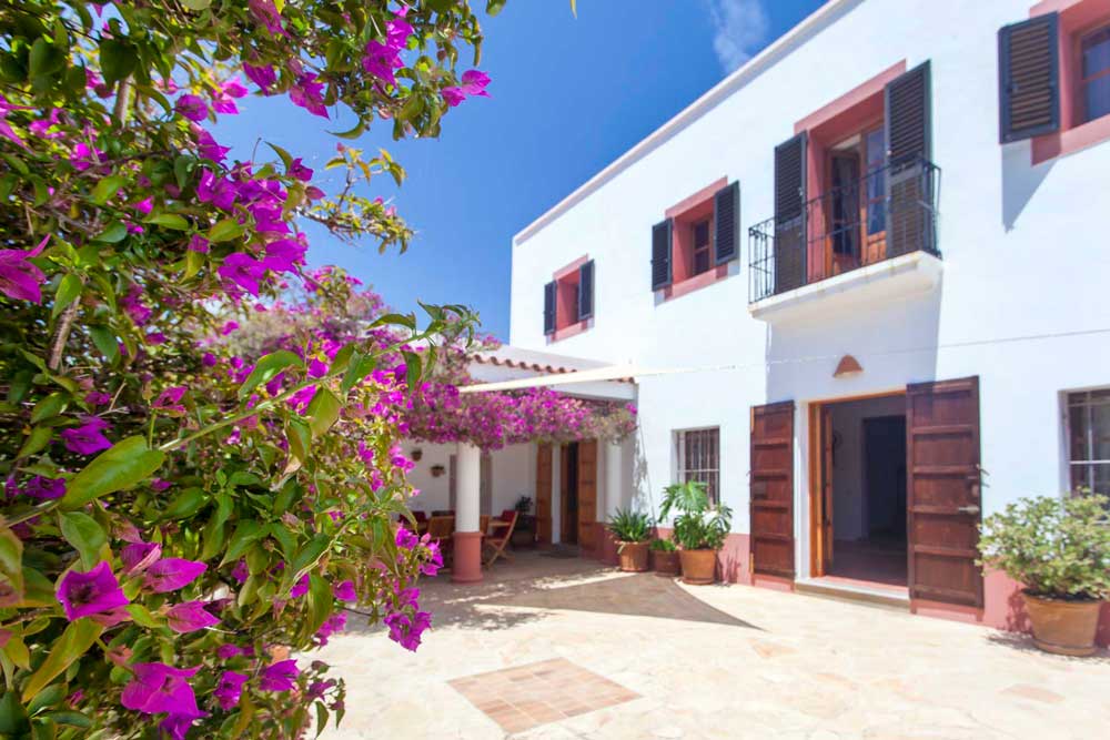 general view of a rental house in ibiza